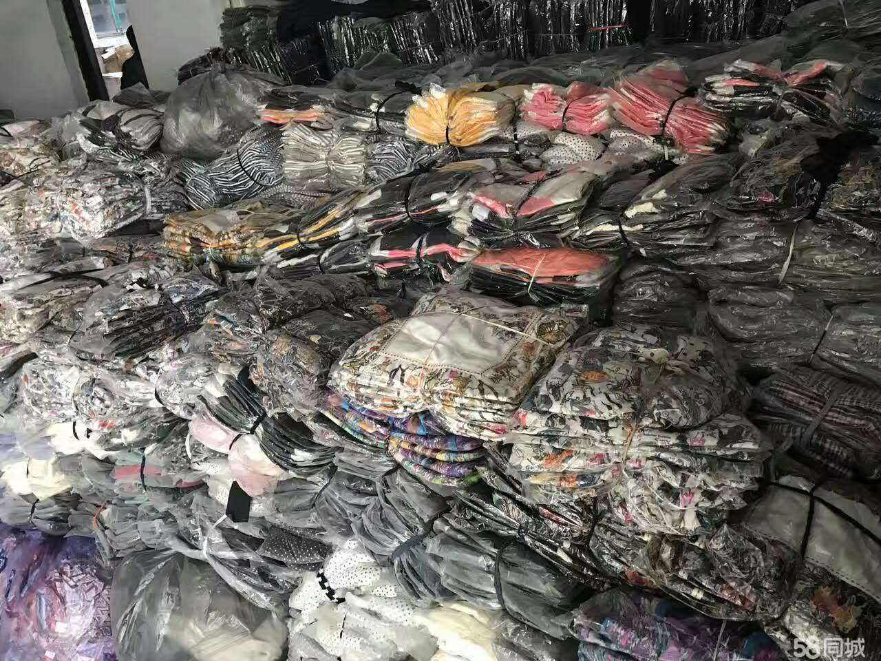 积压服装处理.jpg